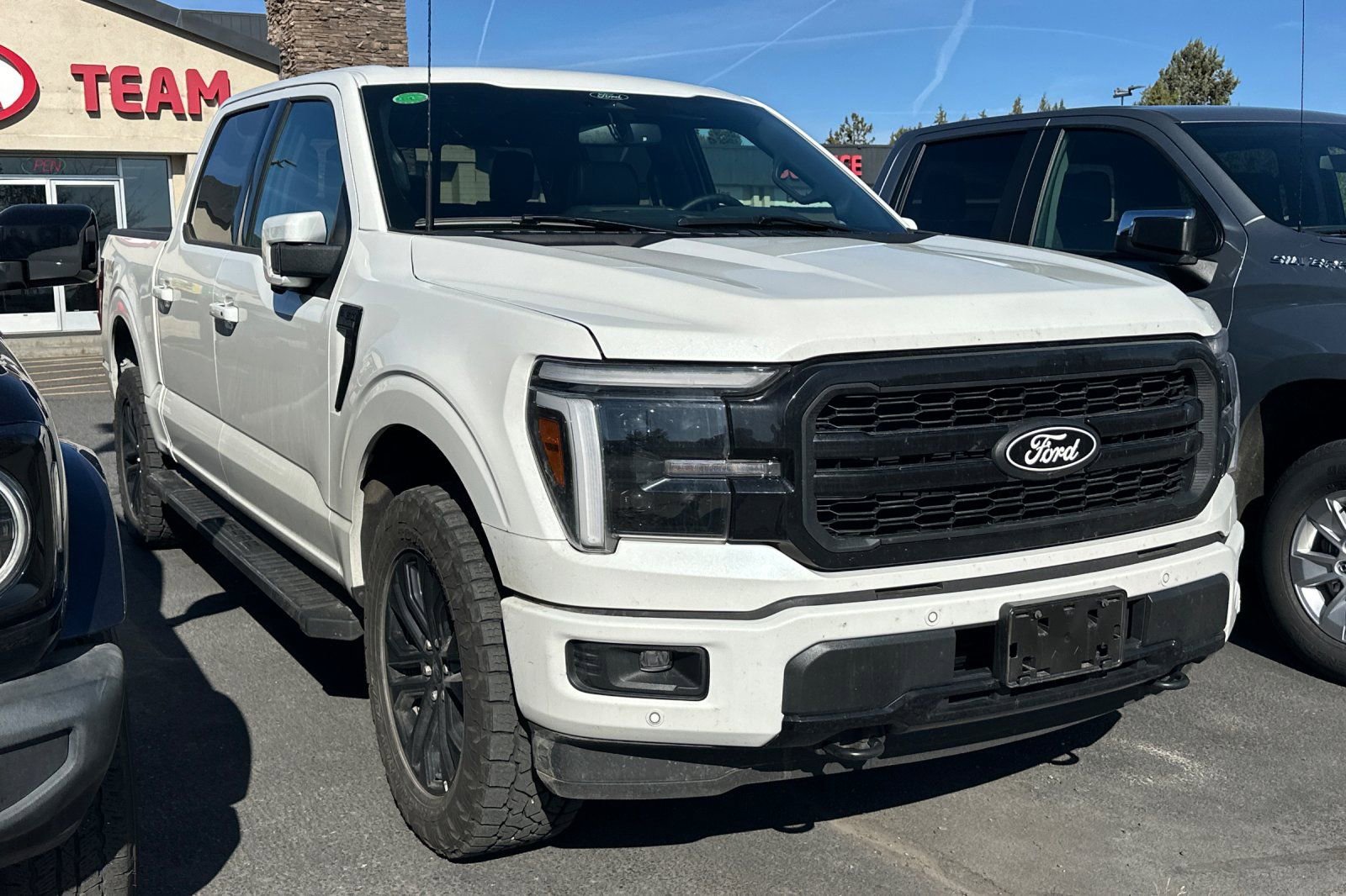 Used 2025 Ford F150 Lariat w/ Equipment Group 501A Mid AWD/4WD image 2