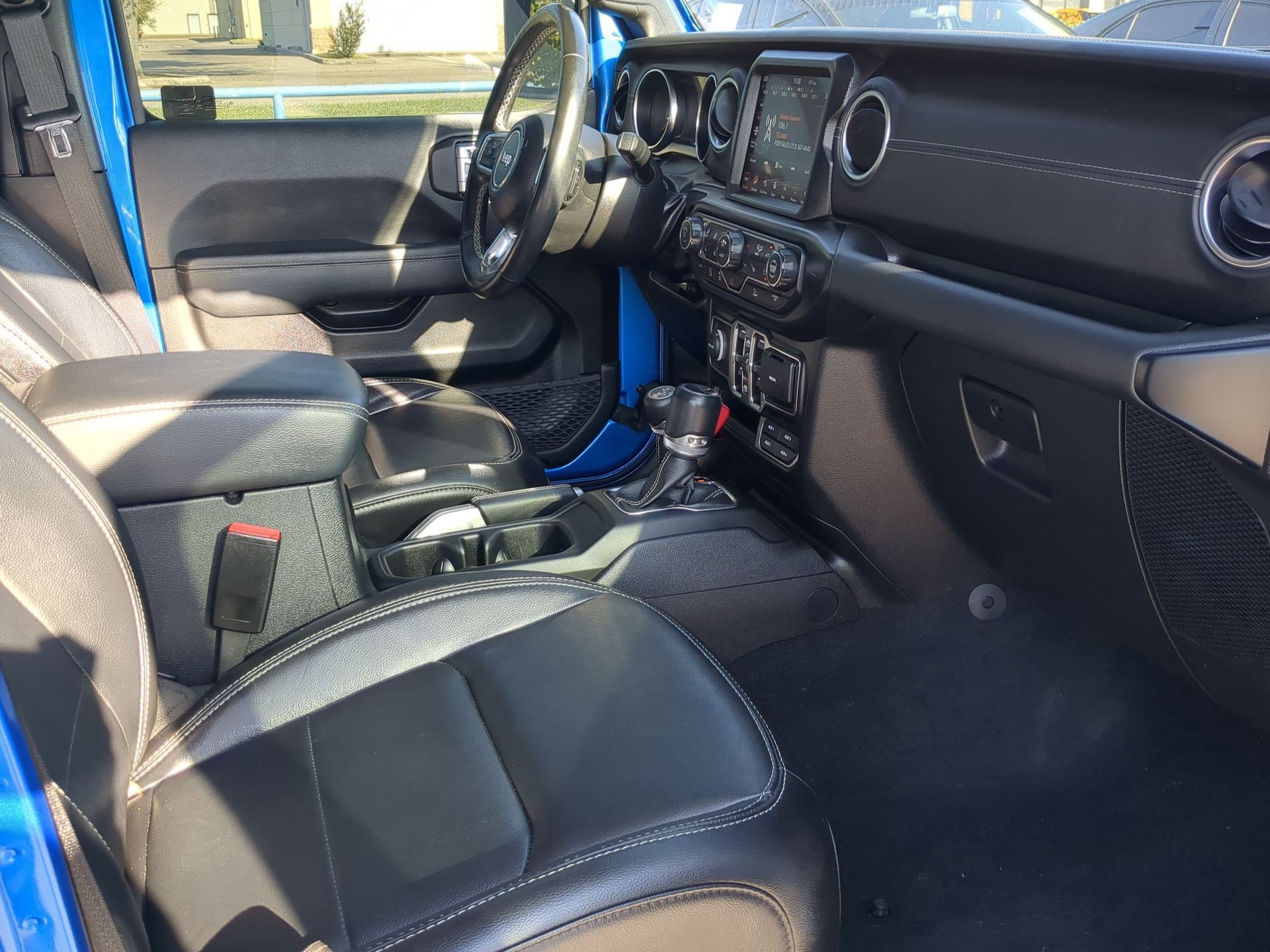 Used 2022 Jeep Gladiator Overland w/ Popular Equipment Package image 31