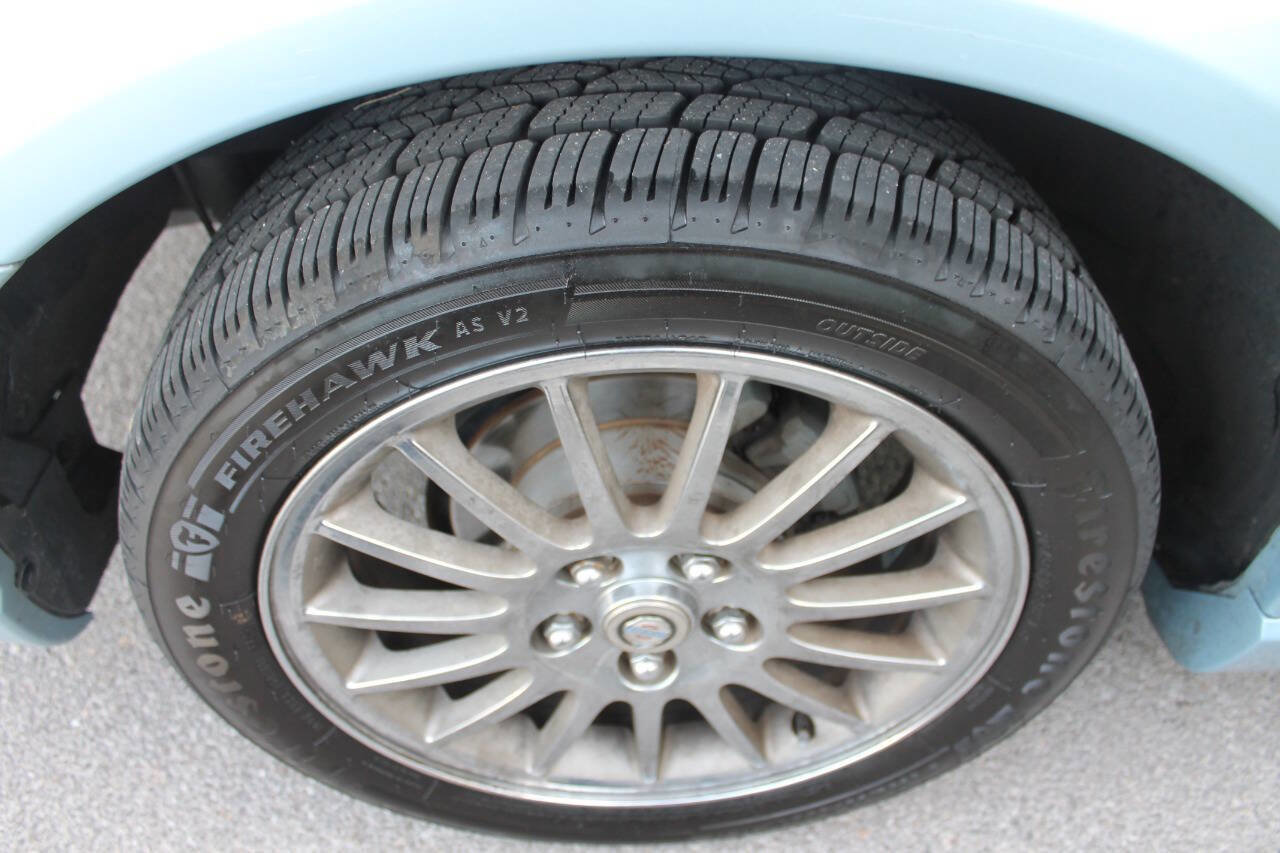 Used 2004 Chrysler Sebring Limited w/ Leather Interior Group FWD image 12