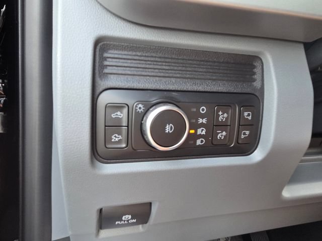 New 2026 Ford F250 XLT w/ XLT Premium Package AWD/4WD image 29