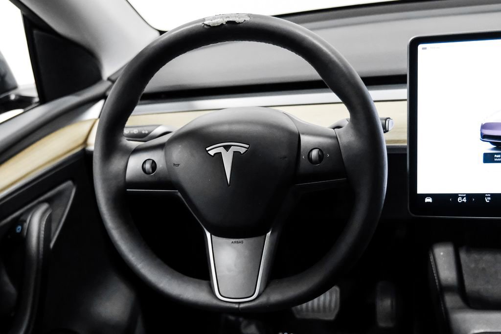 Used 2023 Tesla Model Y Long Range AWD/4WD image 16