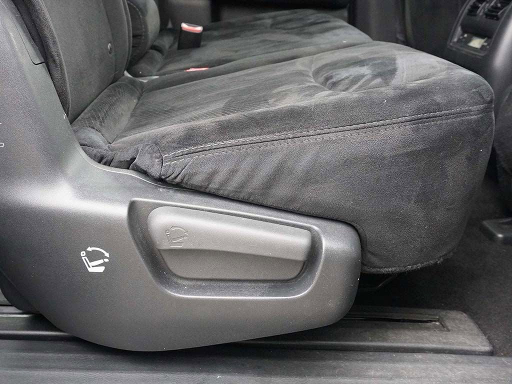 Used 2016 Nissan Pathfinder SV w/ Trailer Tow Package AWD/4WD image 30