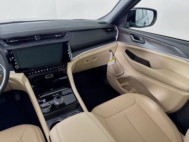 New 2026 Jeep Grand Cherokee Limited image 27