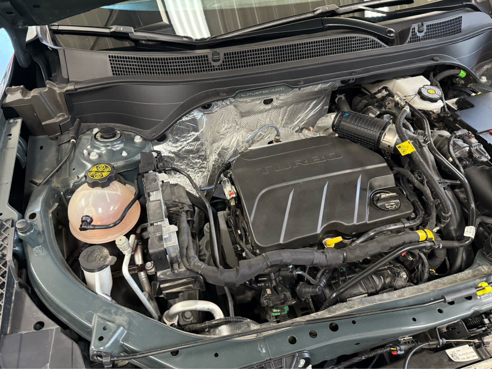 Used 2025 Chevrolet Trax LT w/ Driver Confidence Package image 31