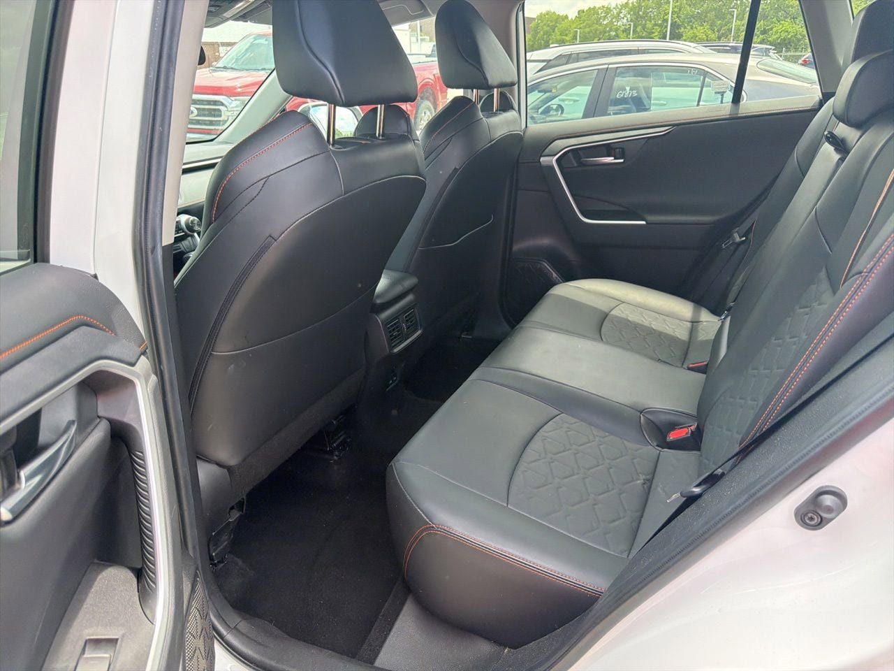 Used 2024 Toyota RAV4 Adventure AWD/4WD image 8