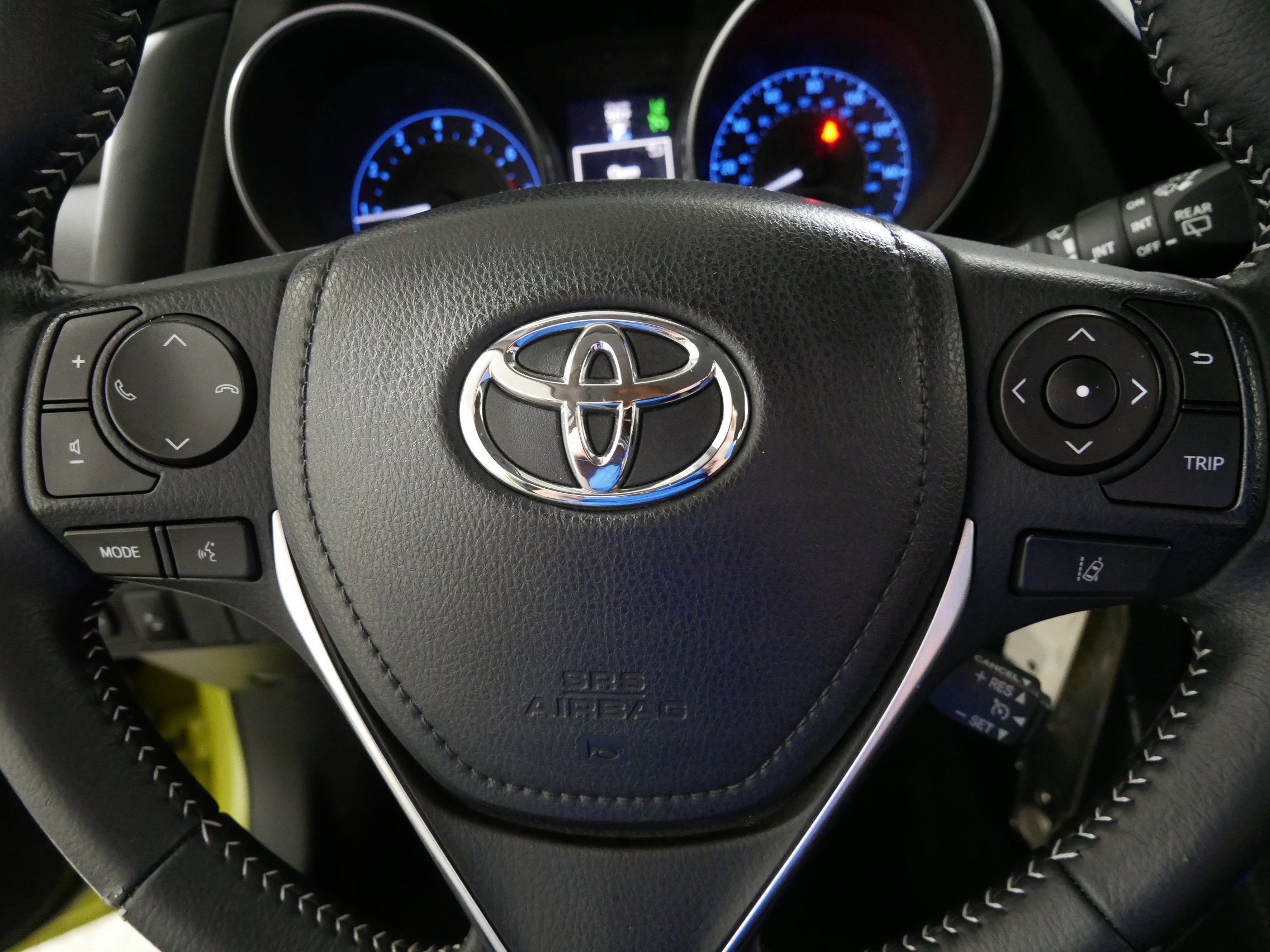 Used 2017 Toyota Corolla iM image 25