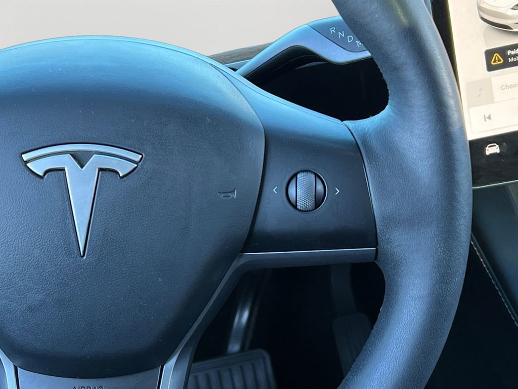 Used 2023 Tesla Model Y Long Range image 17