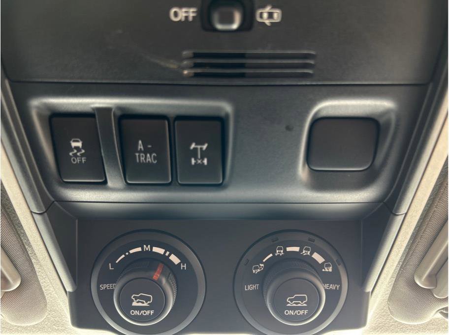 Used 2019 Toyota 4Runner TRD Off-Road Premium image 21