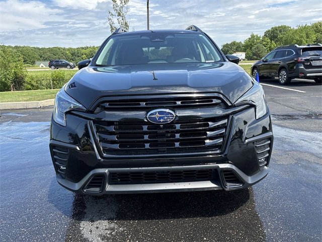 Used 2025 Subaru Ascent Bronze Edition w/ Onyx Package image 4