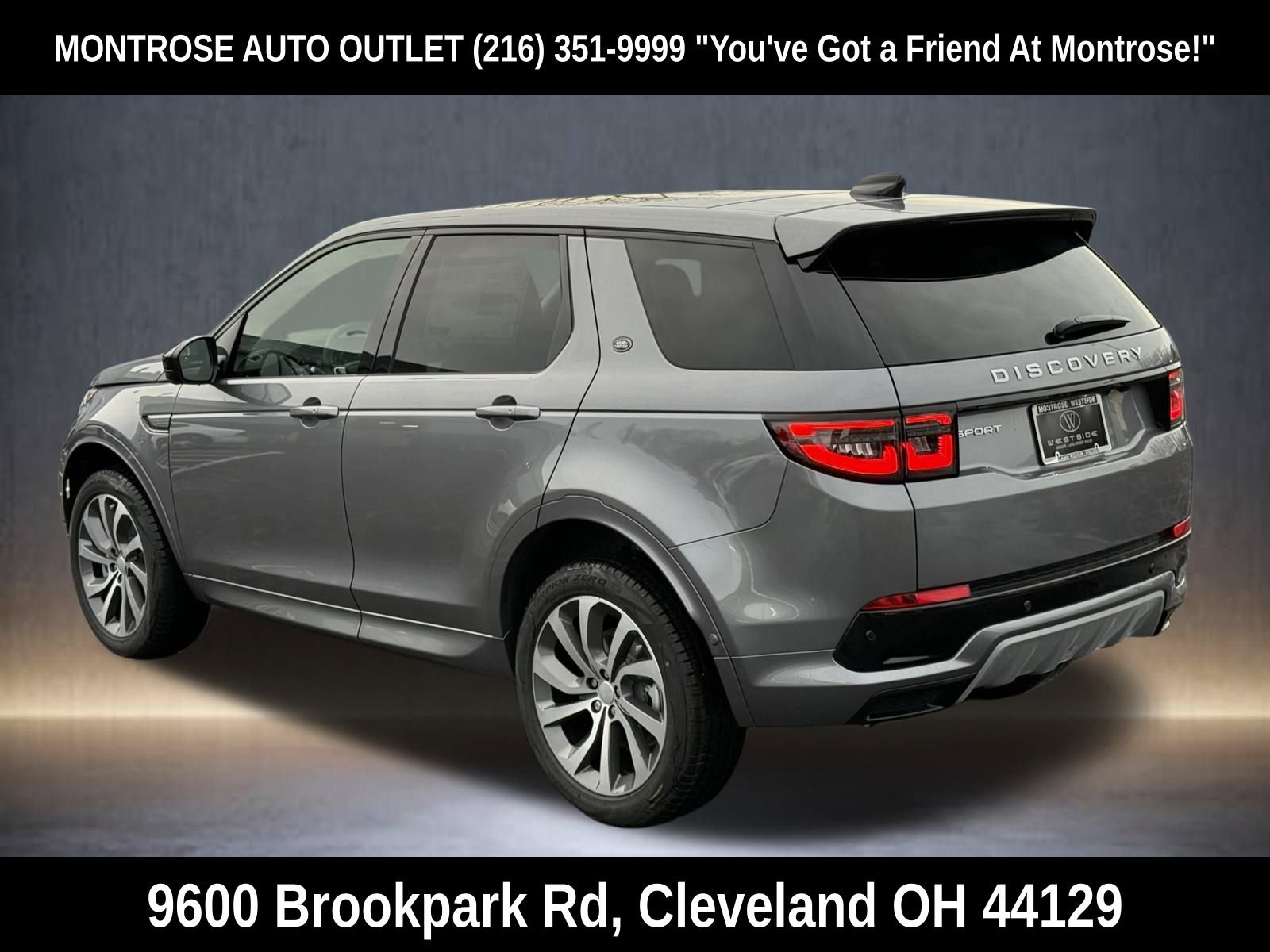 New 2025 Land Rover Discovery Sport S image 3