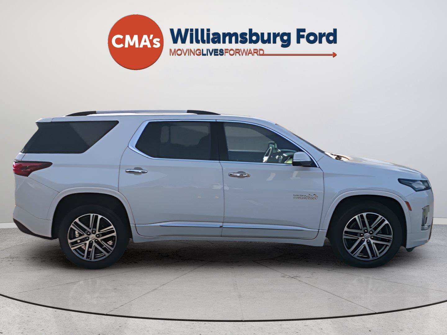 Used 2023 Chevrolet Traverse High Country w/ LPO, Floor Liner Package AWD/4WD image 6