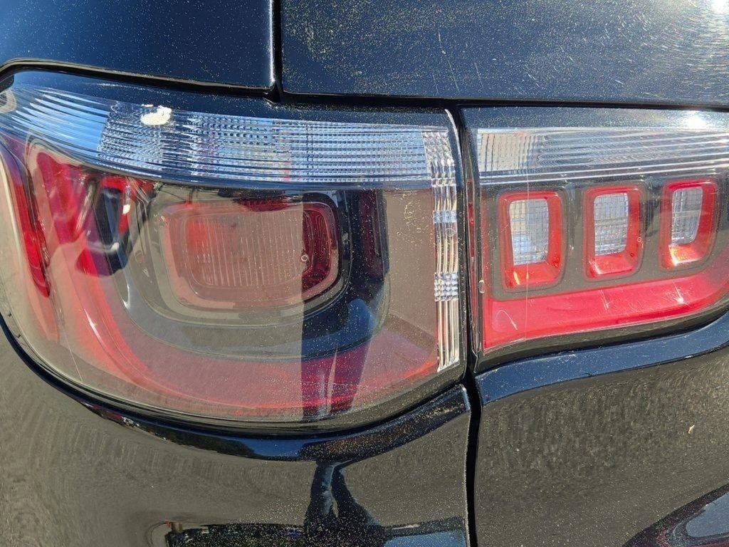 Used 2021 Jeep Compass Sport w/ Cold Weather Group image 12