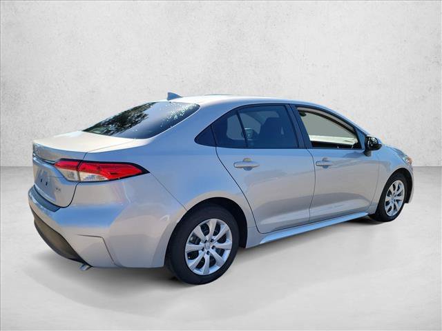 Used 2023 Toyota Corolla LE FWD image 5