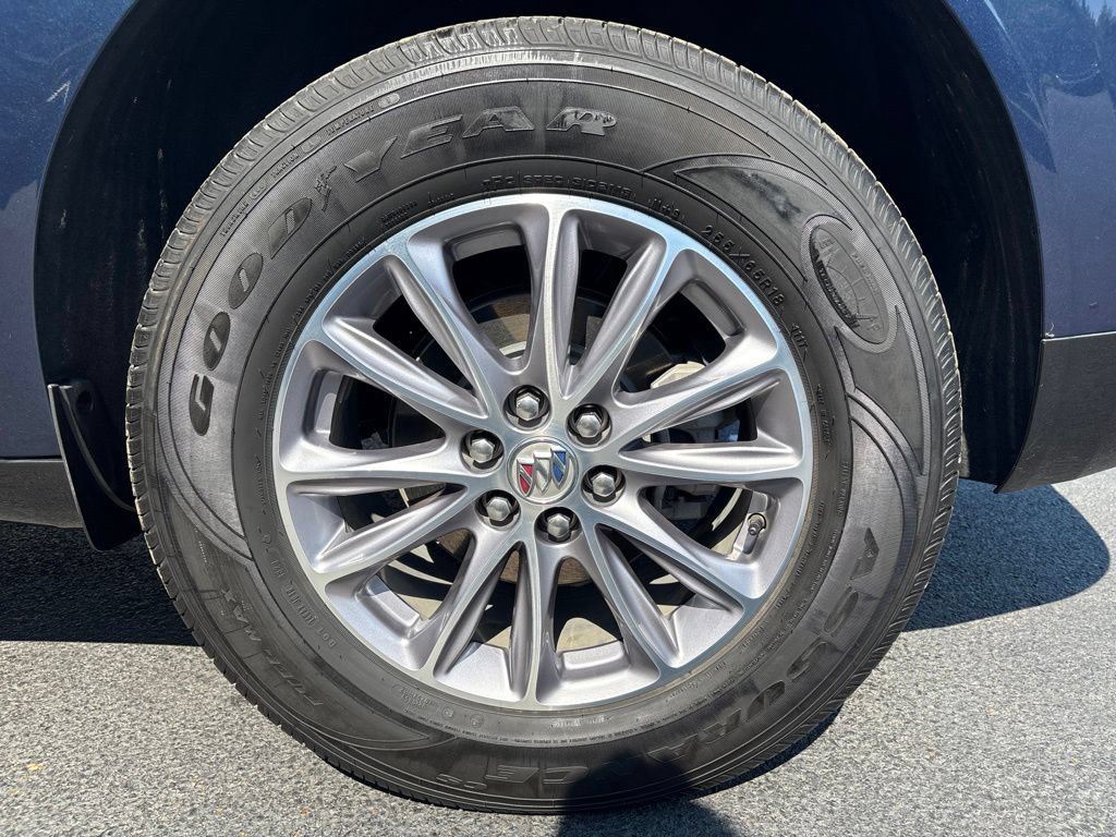 Used 2023 Buick Enclave Essence w/ Trailering Package, 5000 lbs. FWD image 11