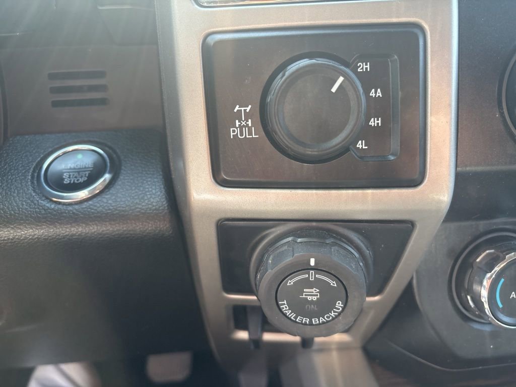 Used 2019 Ford F150 Lariat image 13