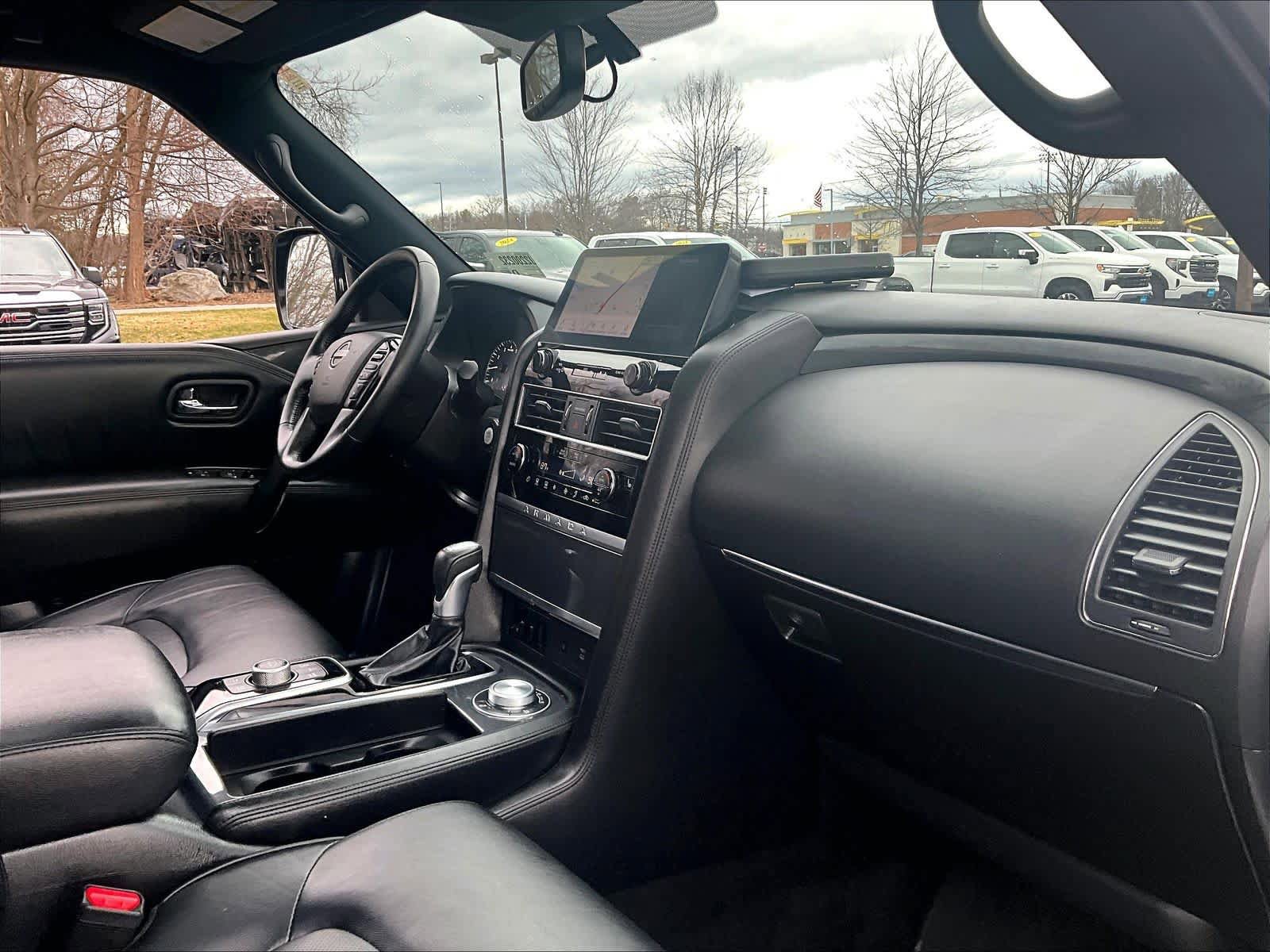 Used 2022 Nissan Armada SL w/ Midnight Edition Package image 21