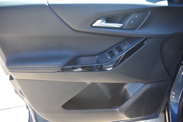 New 2027 Chevrolet Equinox LT FWD image 10