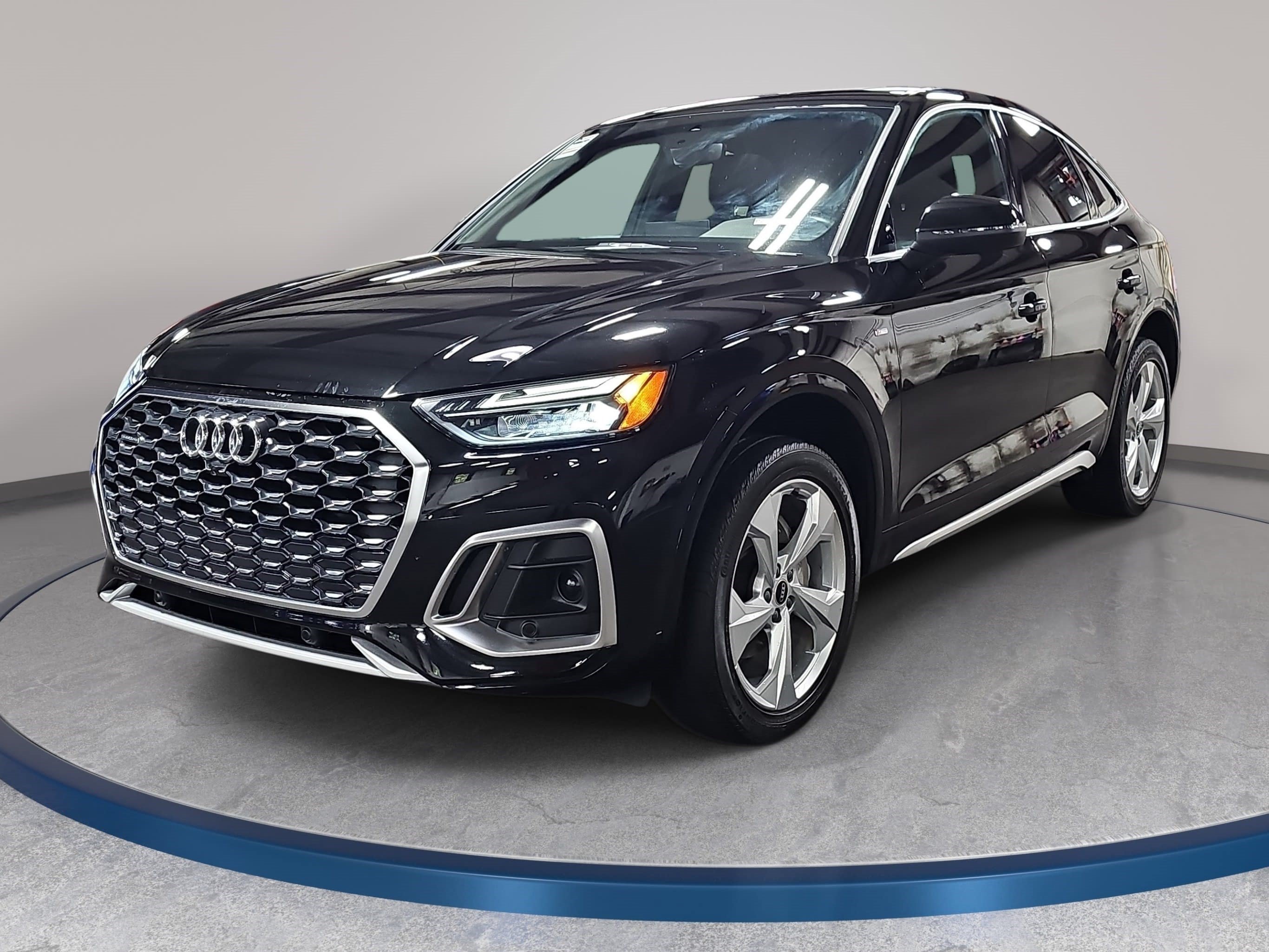 Used 2023 Audi Q5 2.0T Premium w/ Convenience Package AWD/4WD image 1