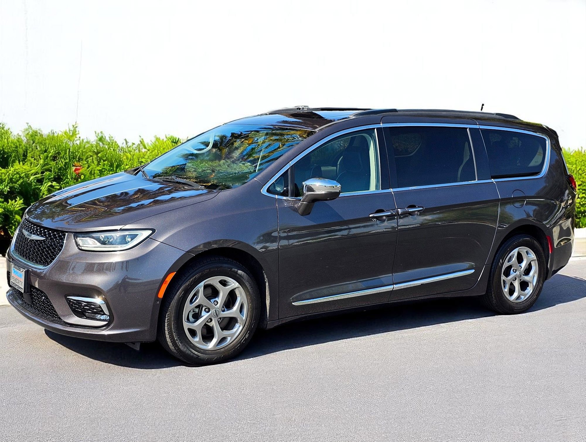 Used 2022 Chrysler Pacifica Limited