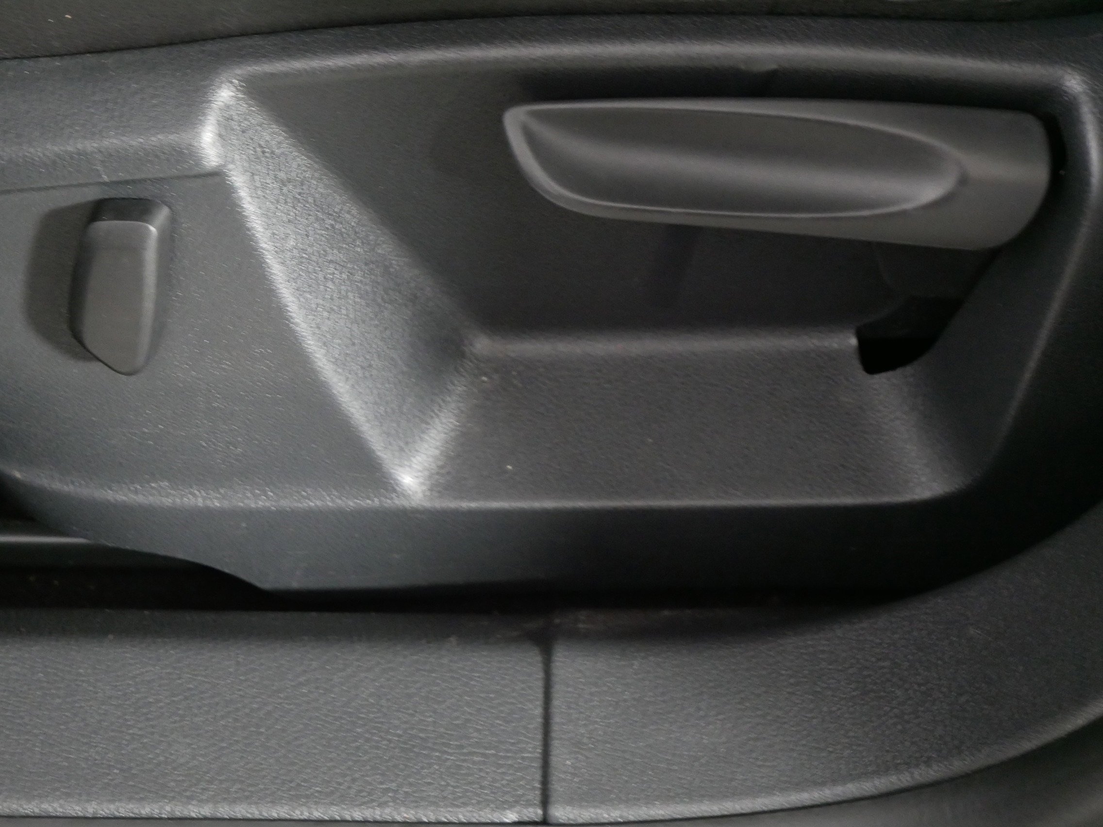 Used 2014 Volkswagen Tiguan SEL AWD/4WD image 20