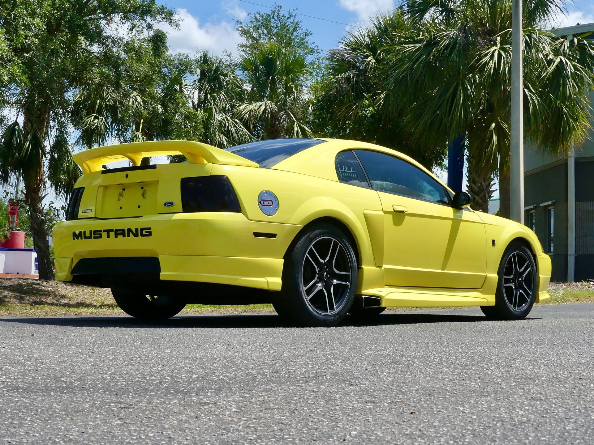 Used 2001 Ford Mustang GT RWD image 25