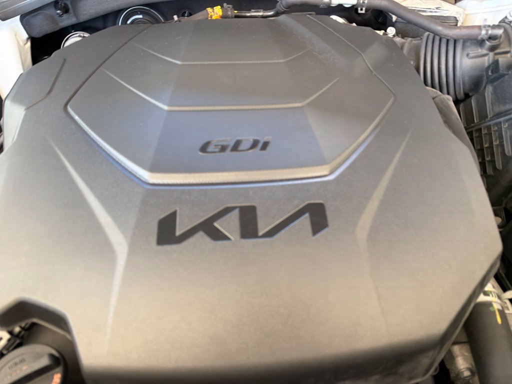 Used 2024 Kia Telluride S FWD image 13