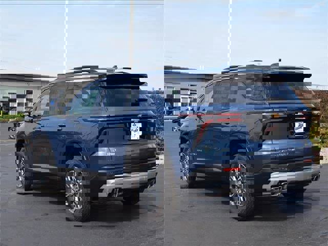 New 2026 Chevrolet Traverse LT image 7