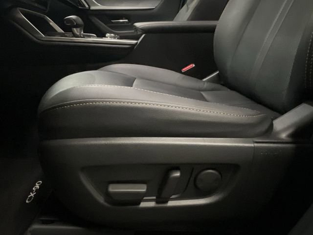 Used 2024 MAZDA CX-90 Plug-In Hybrid w/ Preferred image 18