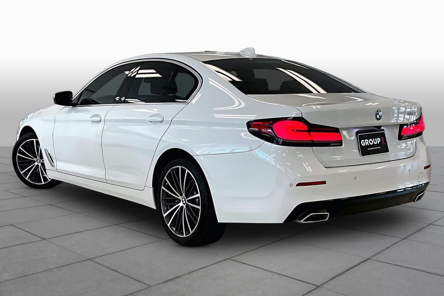 Used 2023 BMW 530i w/ Premium Package RWD image 10