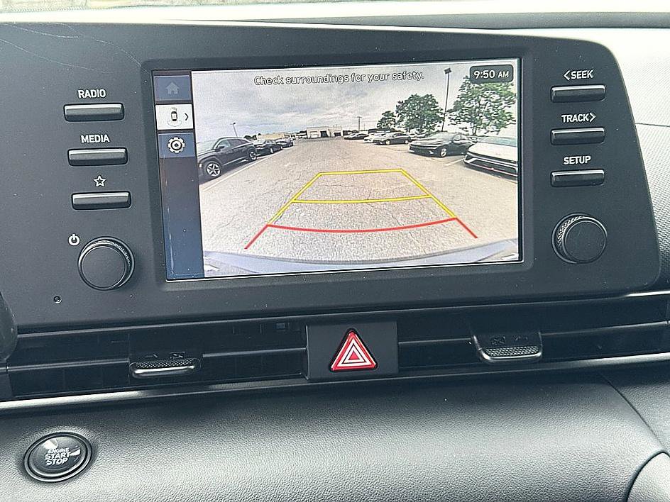 New 2026 Hyundai Elantra SEL Sport FWD image 9