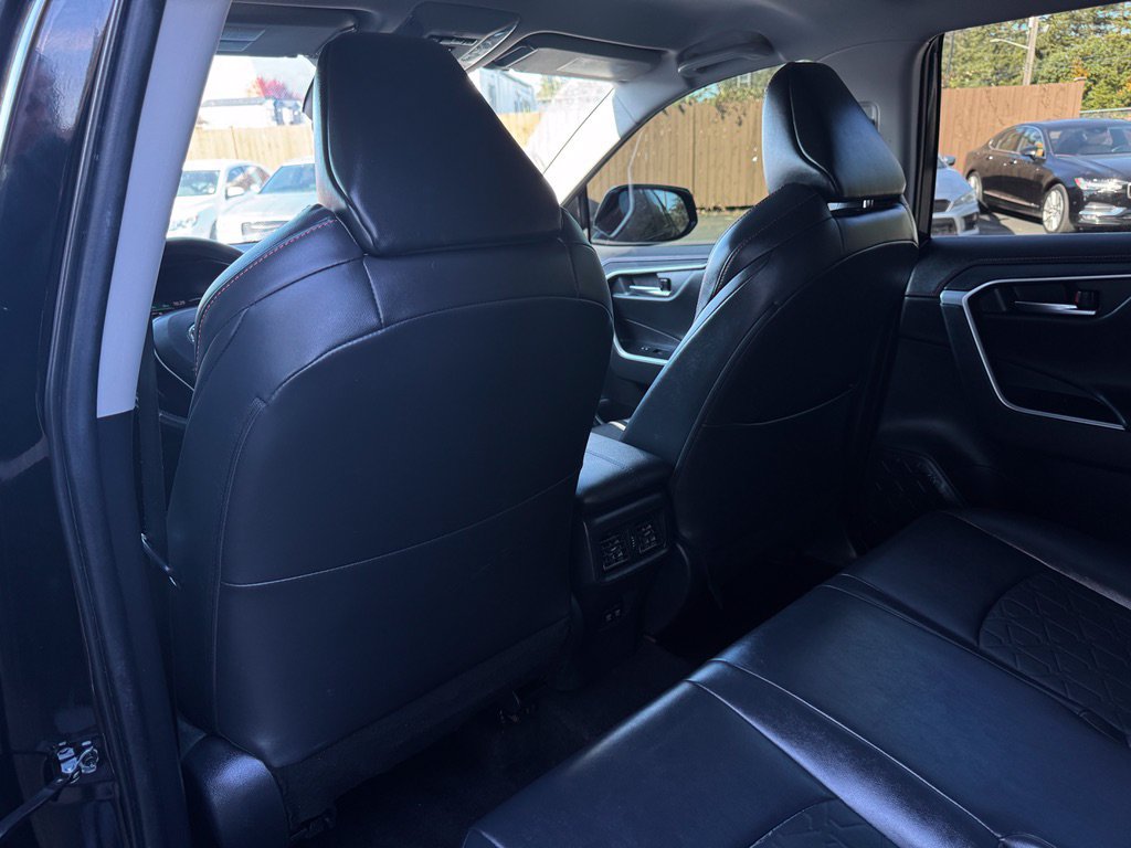 Used 2020 Toyota RAV4 Adventure AWD/4WD image 15