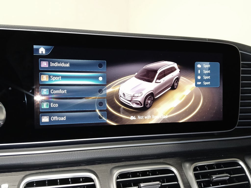 New 2026 Mercedes-Benz GLS 450 4MATIC image 26