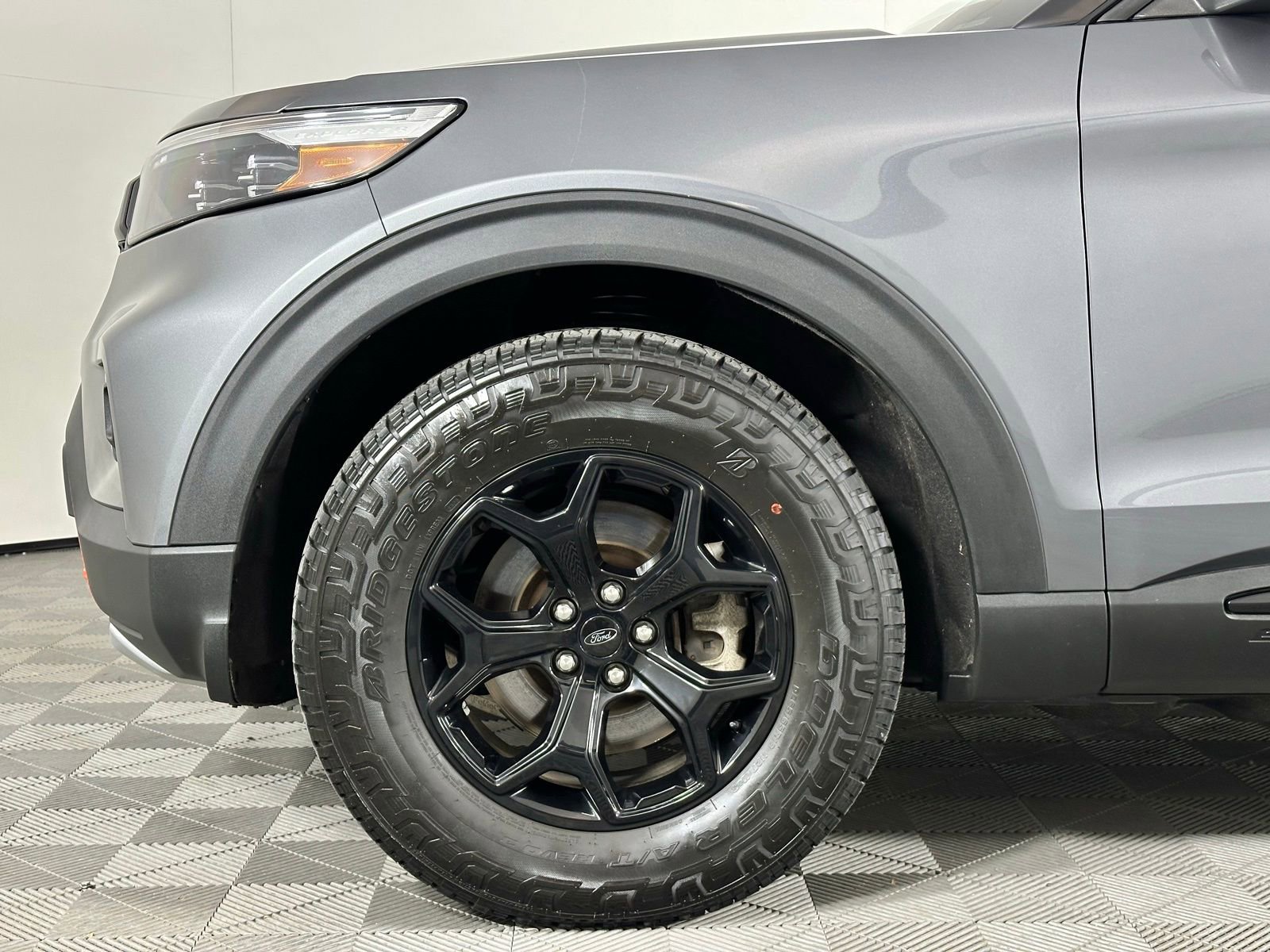 Used 2024 Ford Explorer Timberline w/ Timberline Technology Package image 9