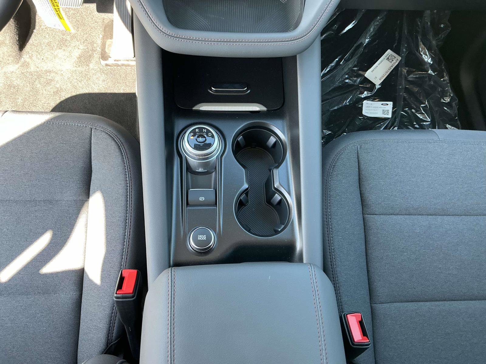 New 2025 Ford Explorer Active image 21