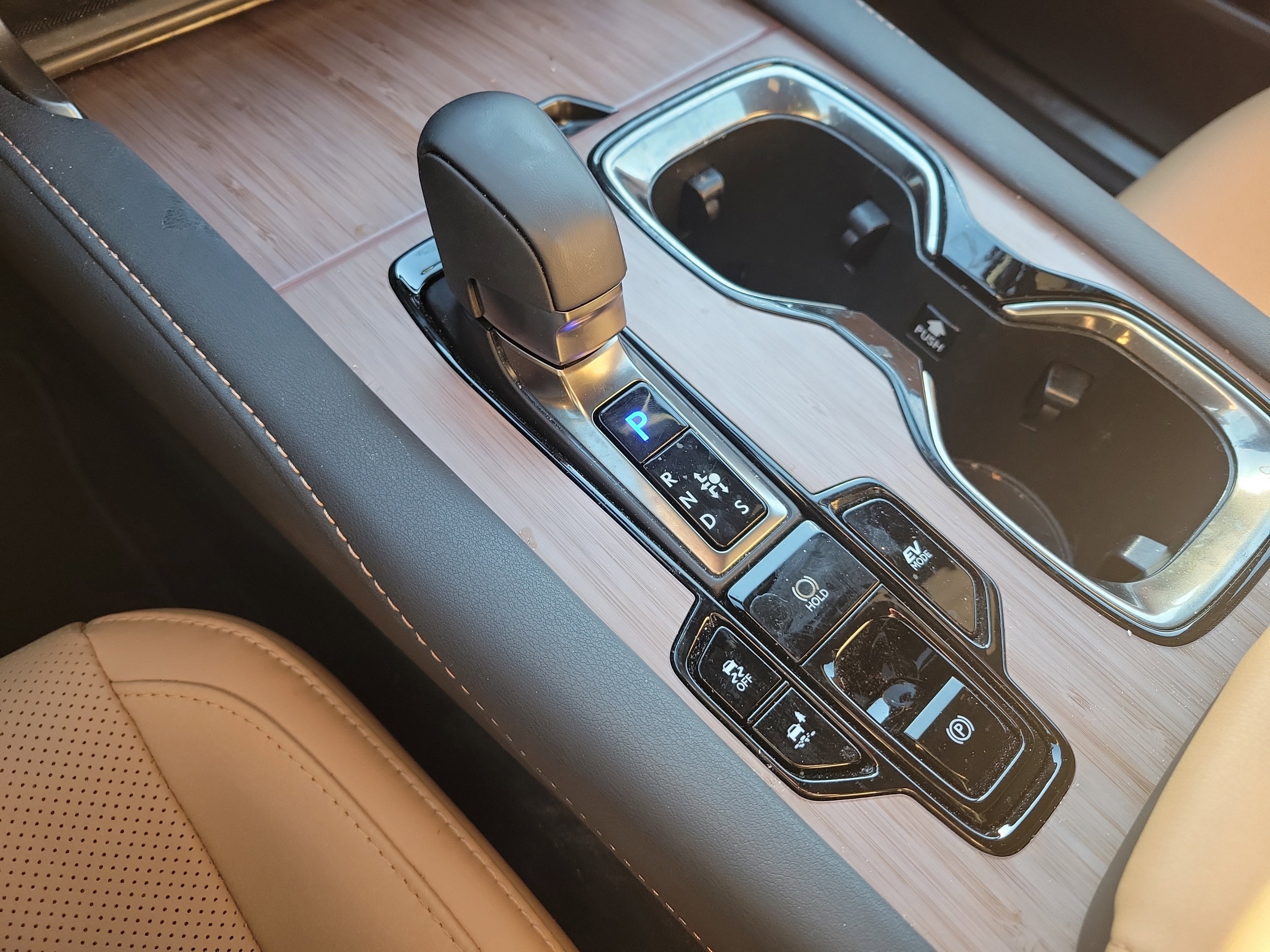 Used 2025 Lexus RX 350h image 36