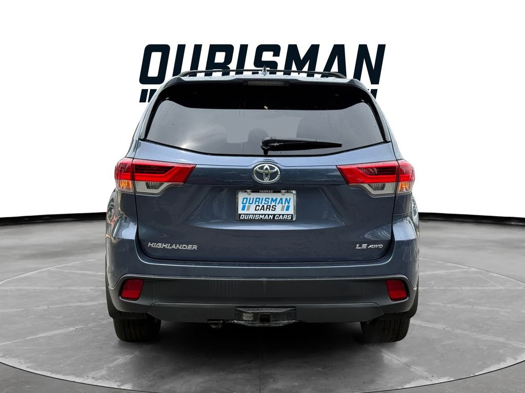 Used 2017 Toyota Highlander Plus AWD/4WD image 5