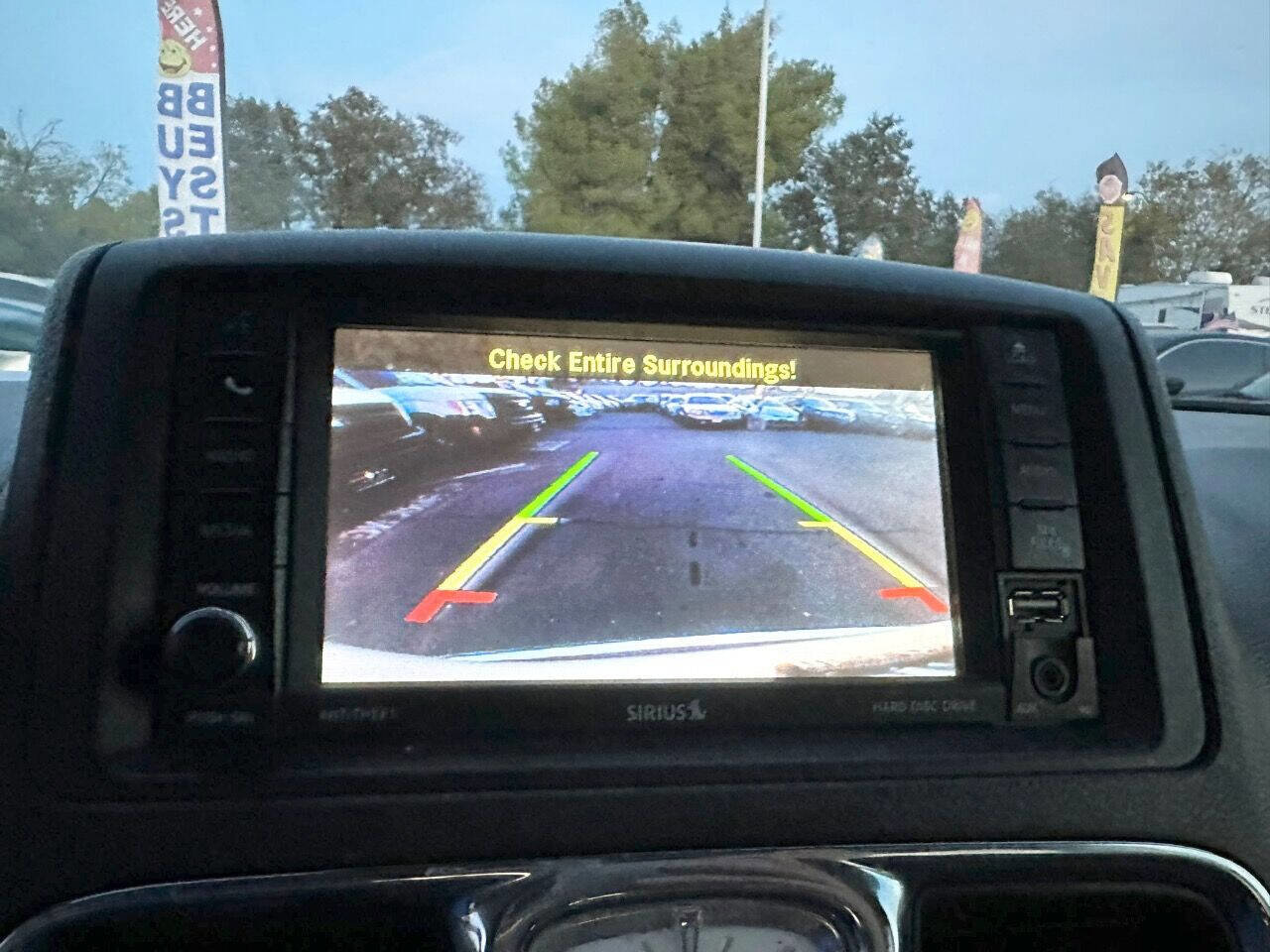 Used 2014 Chrysler Town & Country Touring FWD image 13