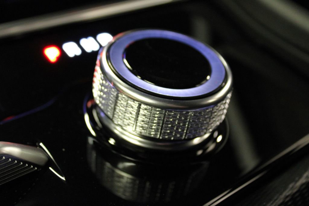 New 2025 Jeep Grand Cherokee L Limited w/ Black Appearance Package image 27