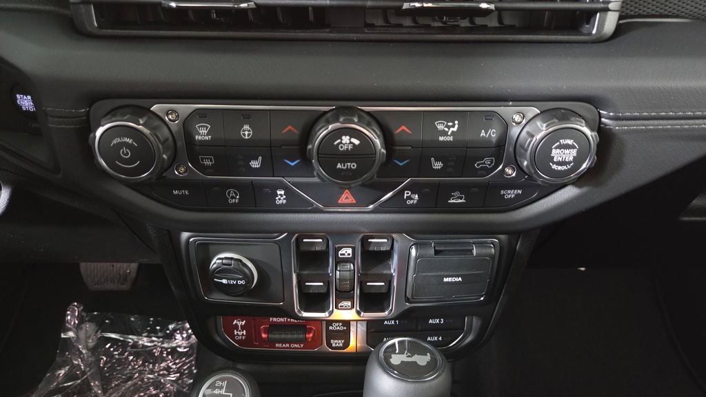 New 2026 Jeep Wrangler Unlimited Rubicon image 22