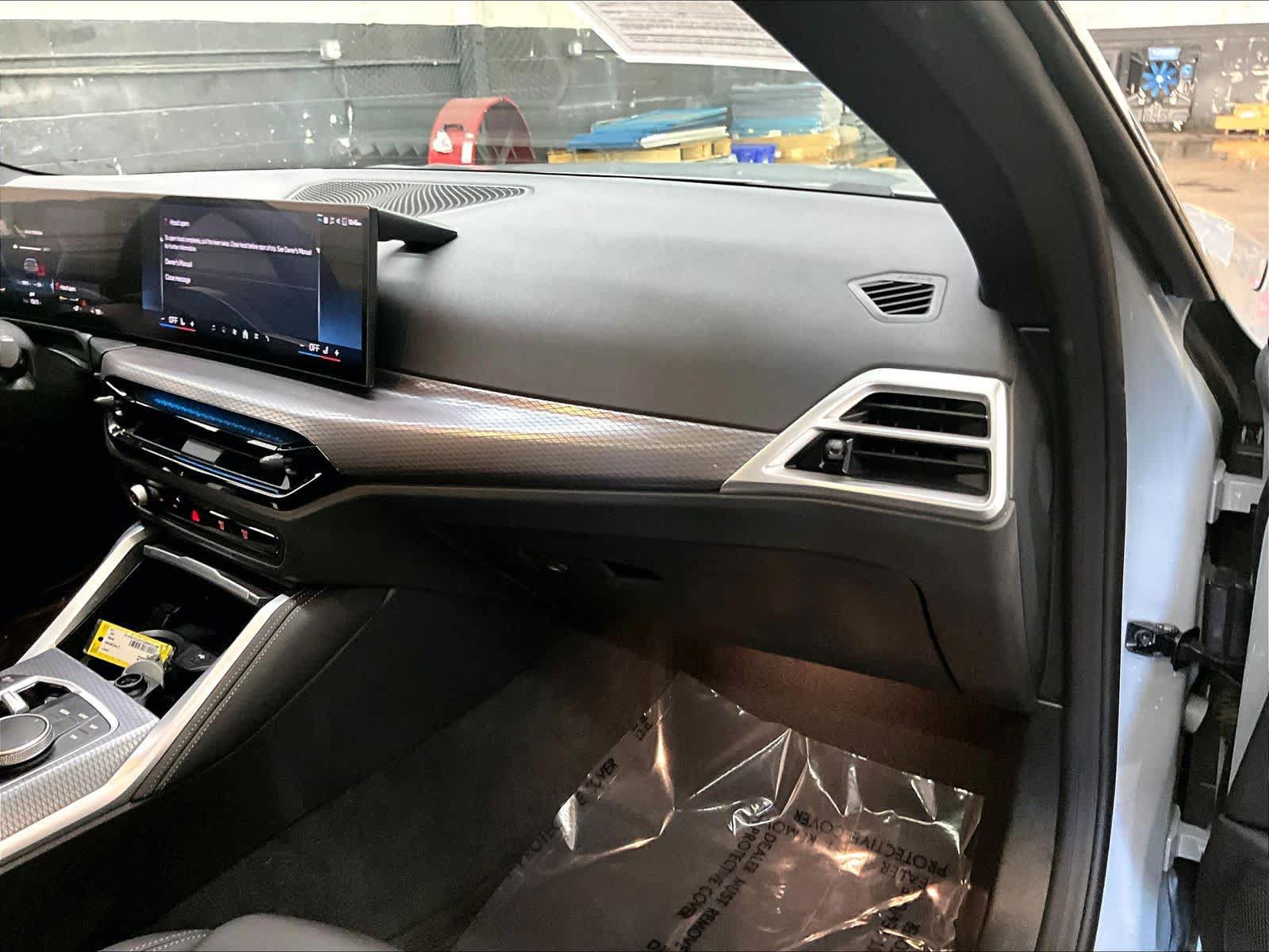 Used 2025 BMW i4 eDrive40 w/ M Sport Package RWD image 19