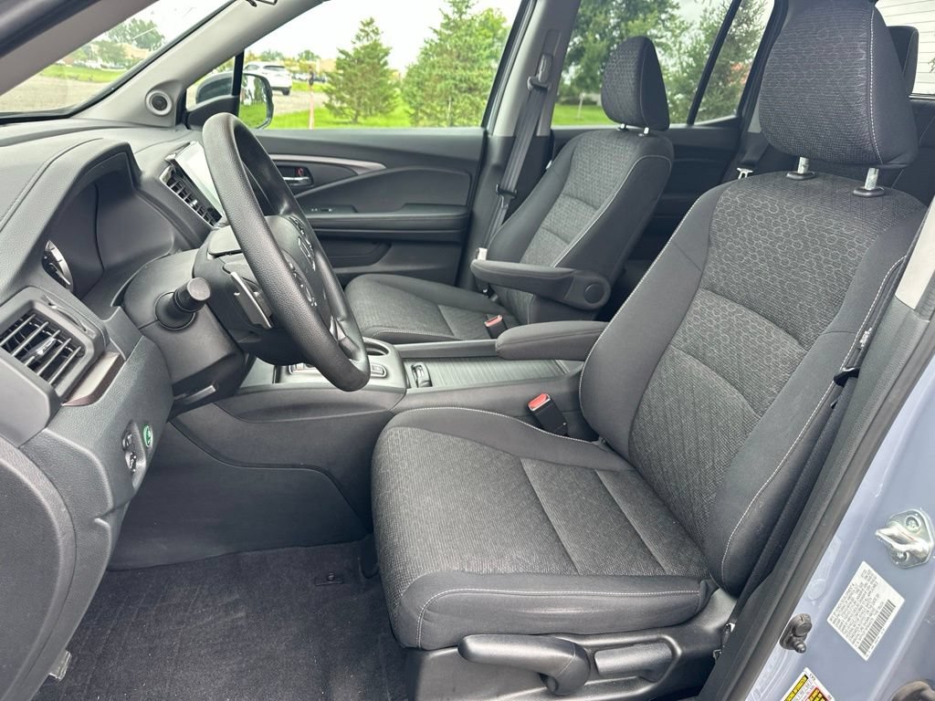 Used 2023 Honda Ridgeline Sport image 14