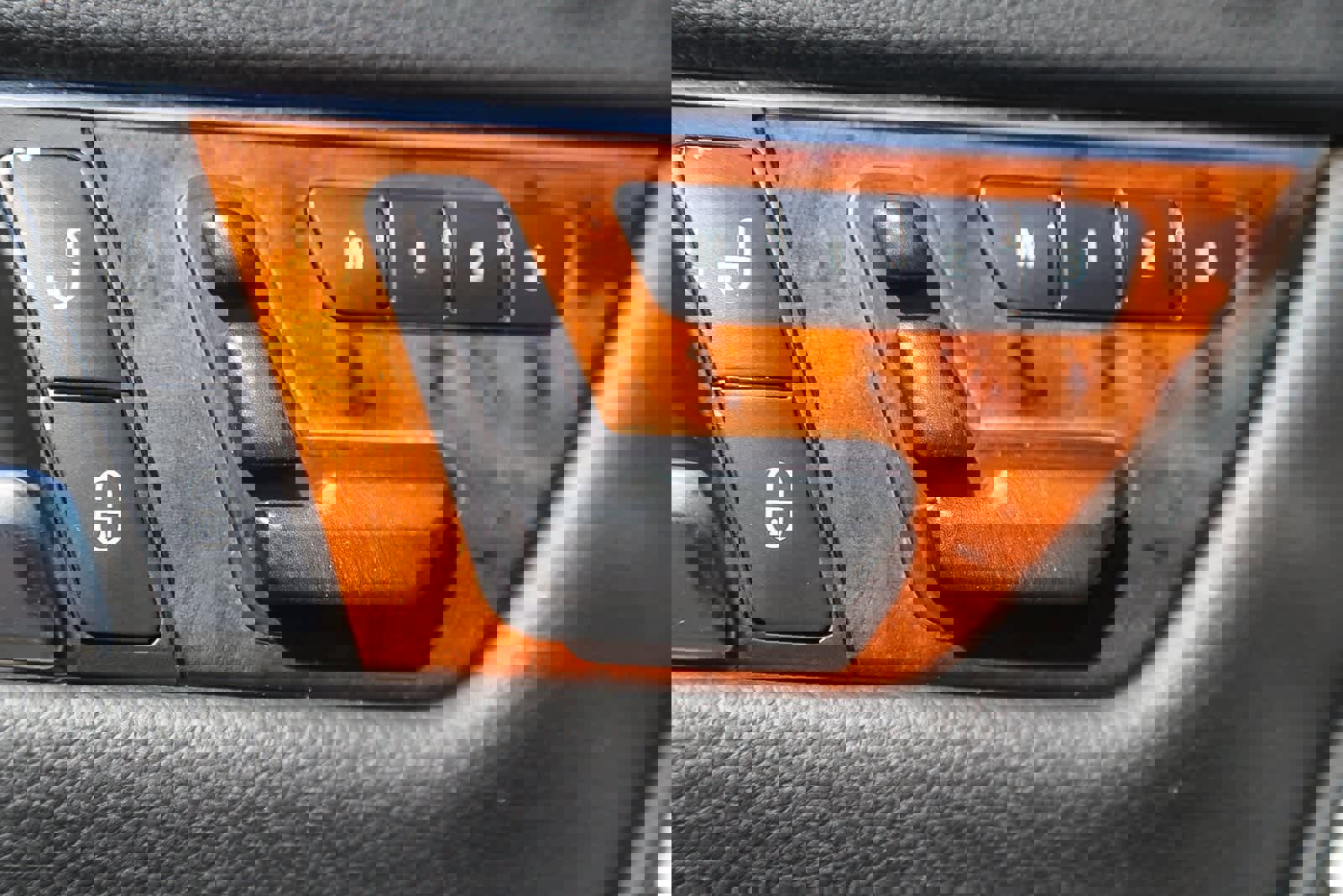 Used 2012 Mercedes-Benz C 250 Sedan image 23