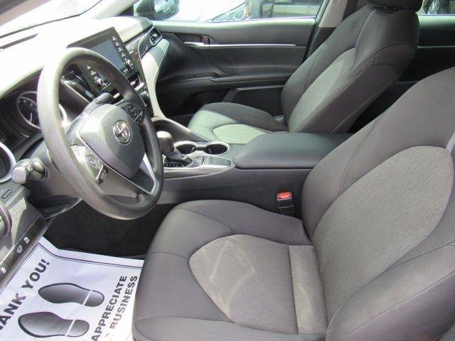 Used 2023 Toyota Camry LE FWD image 17