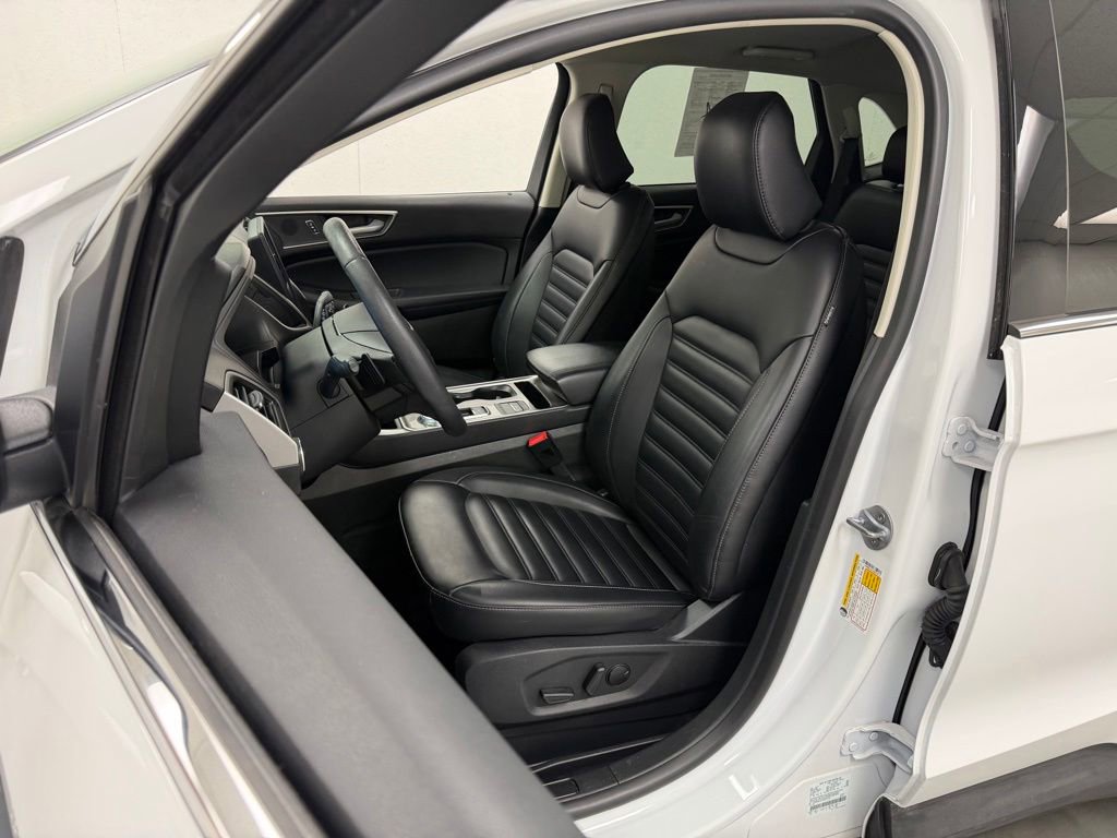 Used 2024 Ford Edge SEL w/ Convenience Package AWD/4WD image 17