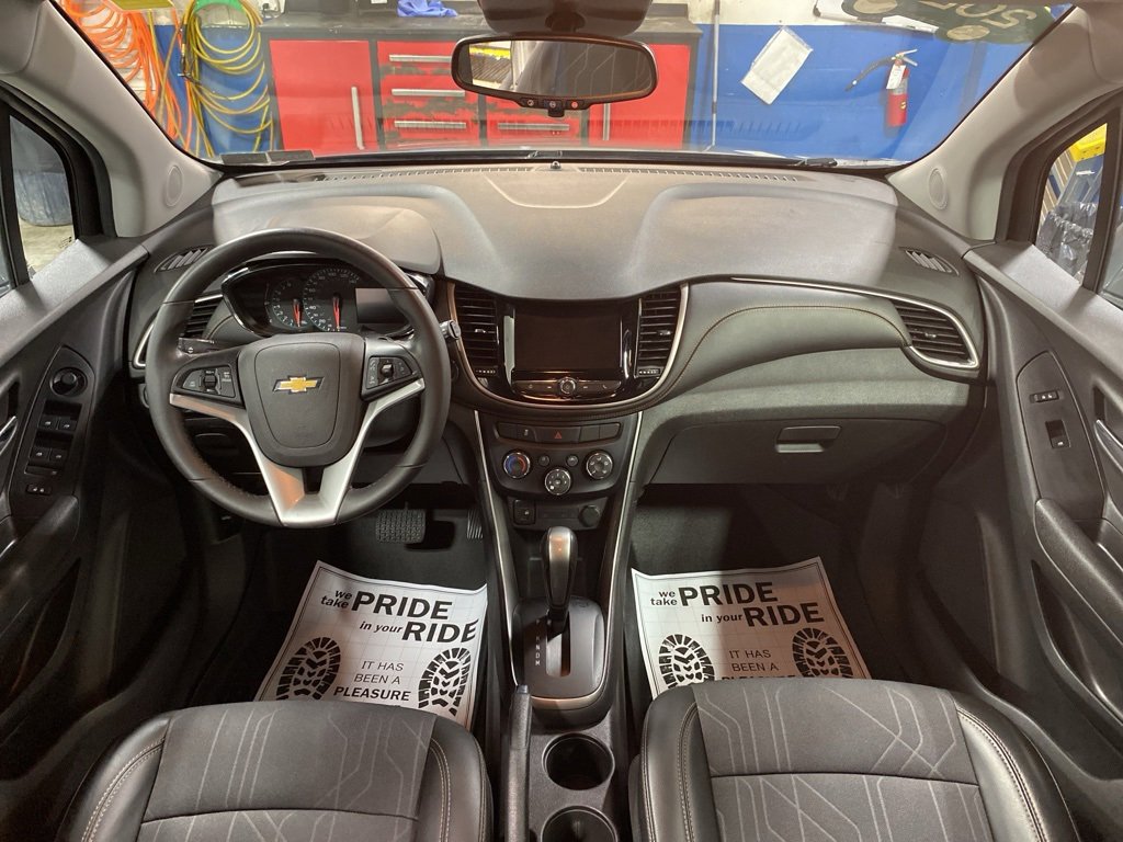 Certified 2020 Chevrolet Trax LT w/ LT Convenience Package image 16