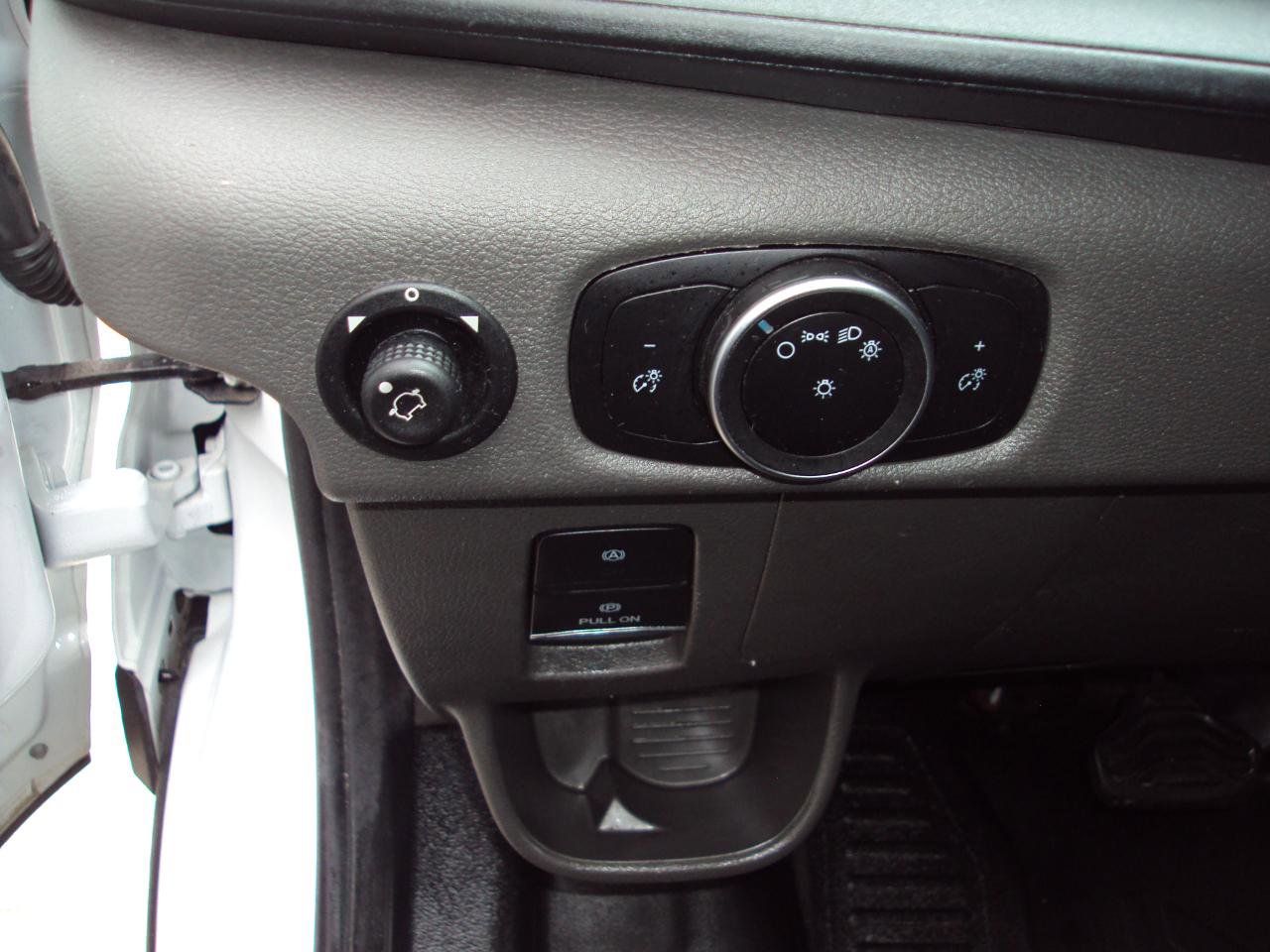 Used 2023 Ford Transit 250 Medium Roof AWD w/ Load Area Protection Package image 15