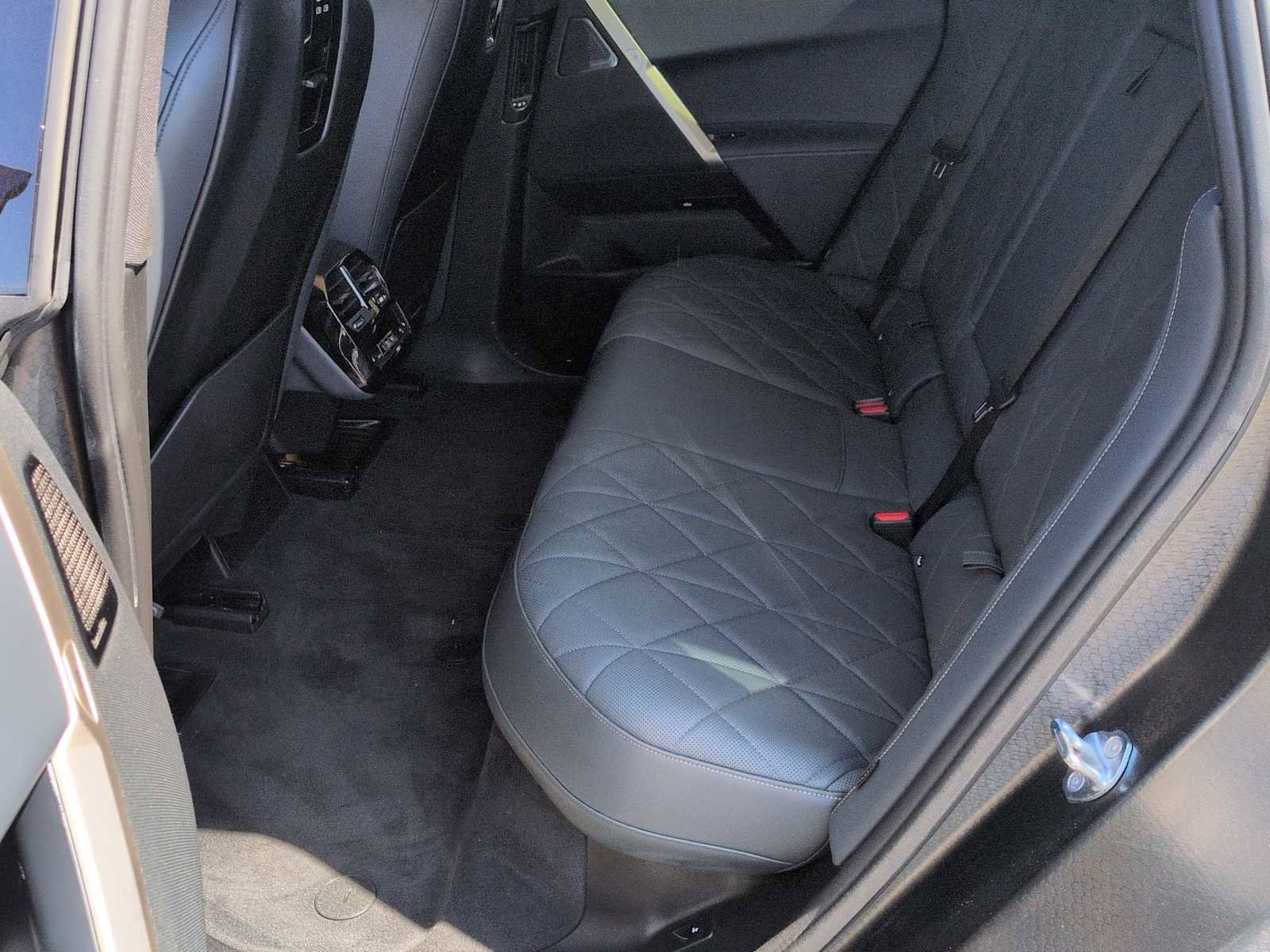 Certified 2022 BMW iX xDrive50 w/ Premium Package image 20