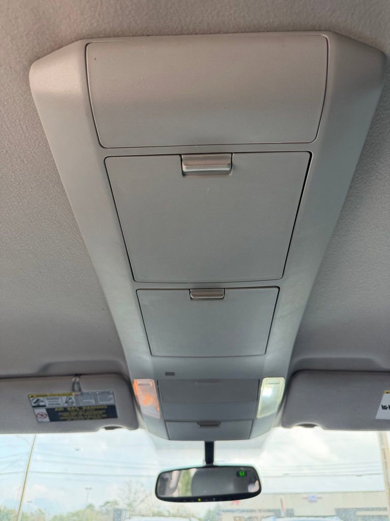 Used 2013 Toyota Tundra 2WD CrewMax w/ SR5 Pkg image 12