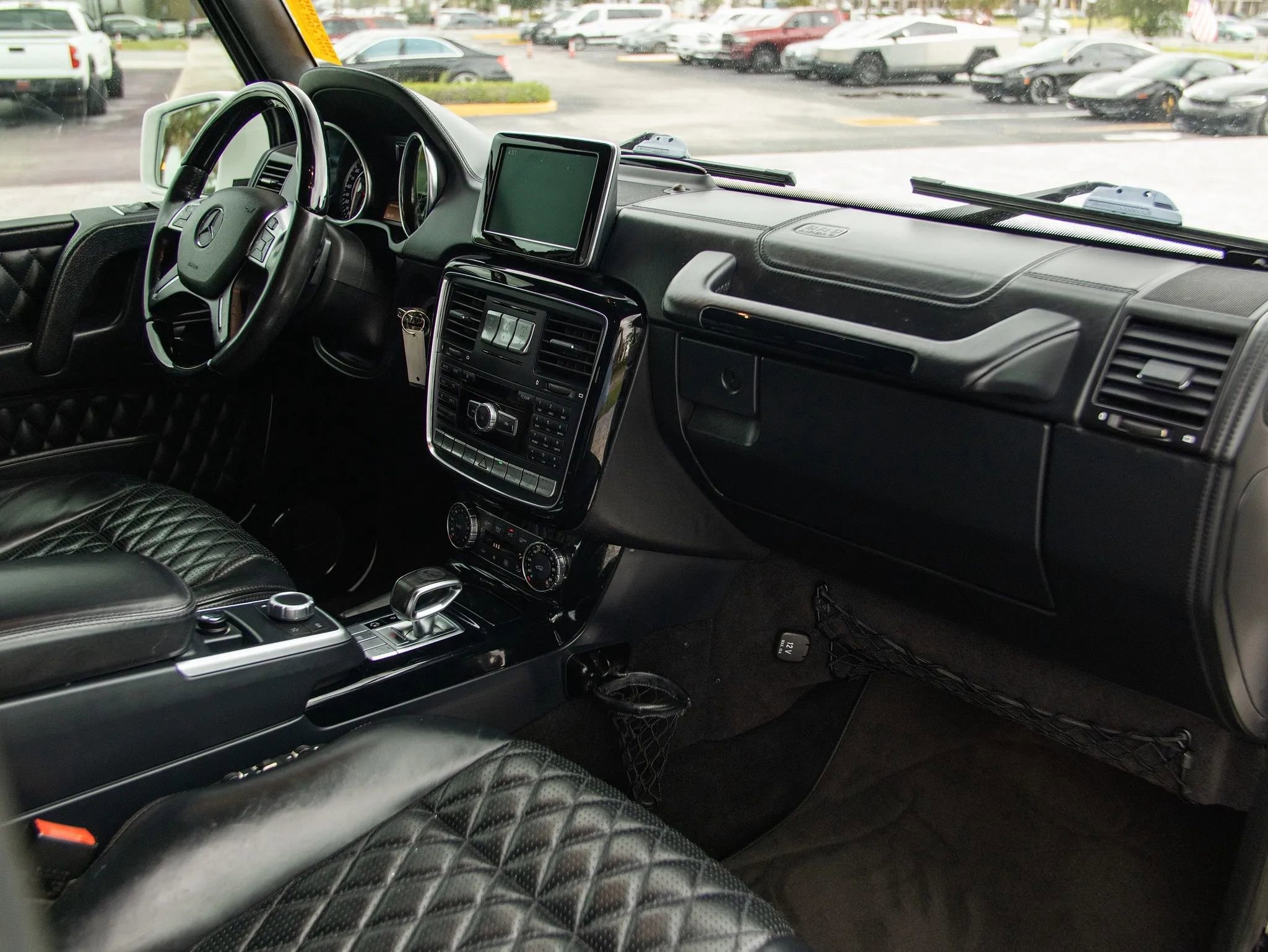 Used 2015 Mercedes-Benz G 63 AMG 4MATIC image 26