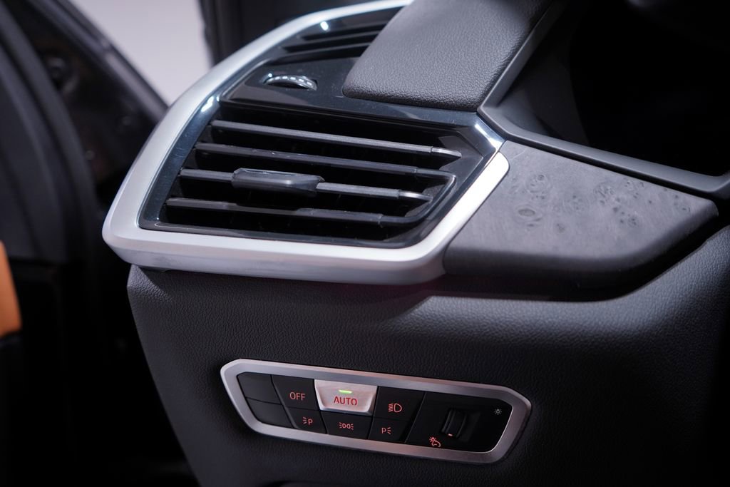 Used 2023 BMW X5 sDrive40i w/ M Sport Package image 19